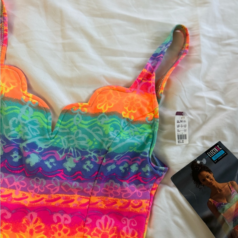 Vintage 90’s one‎ piece swim suit - Picture 6 of 8
